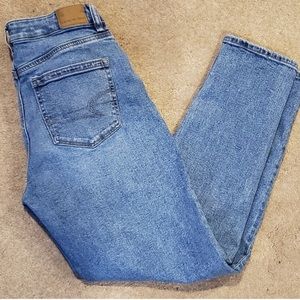 AE Mom Jeans!
